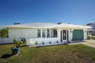 2560 Rose AVE, St James City, FL 33956