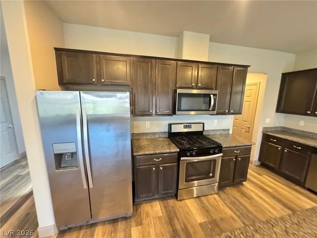 5591 Brimstone Hill Avenue, Las Vegas, NV 89141