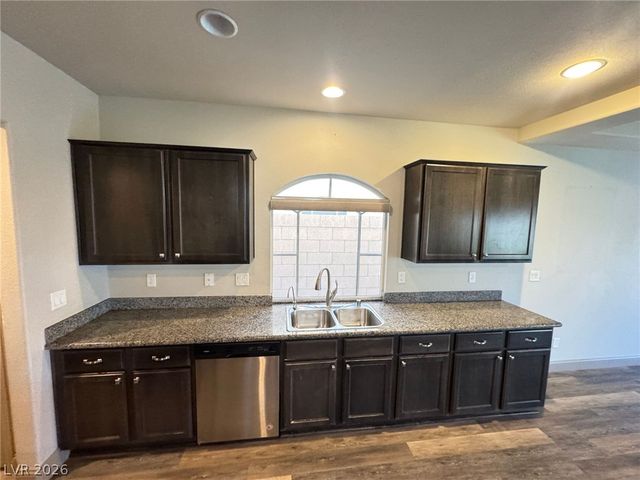 5591 Brimstone Hill Avenue, Las Vegas, NV 89141