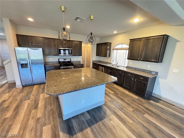 5591 Brimstone Hill Avenue, Las Vegas, NV 89141