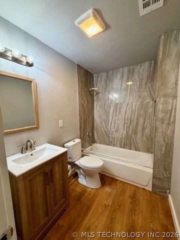 2429 N Rockford Avenue, Tulsa, OK 74106