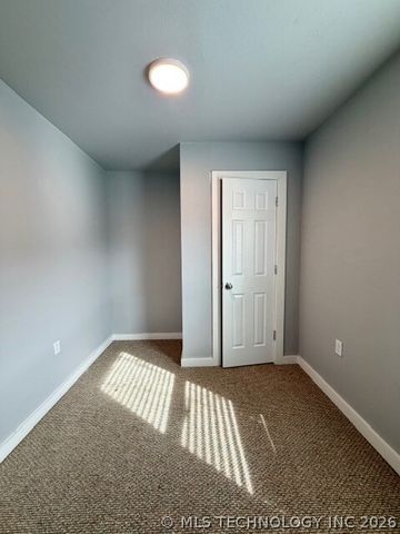 2429 N Rockford Avenue, Tulsa, OK 74106