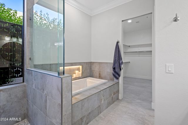 12028 N 80TH Place, Scottsdale, AZ 85260