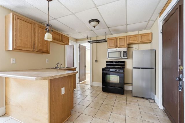 2545 Garfield Avenue B, Minneapolis, MN 55405