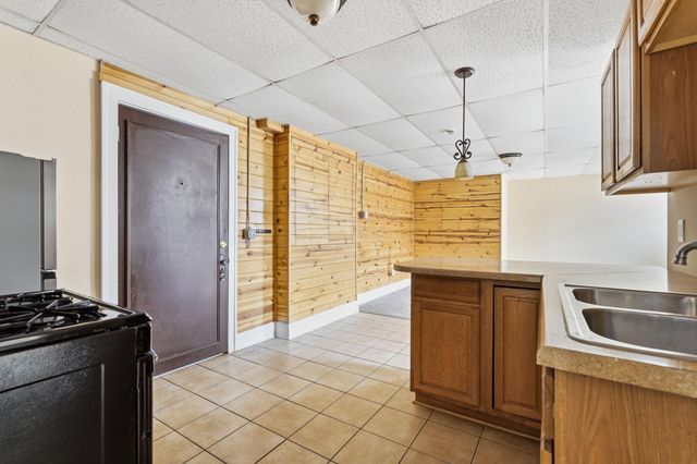 2545 Garfield Avenue B, Minneapolis, MN 55405