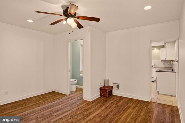 2324 E HAGERT ST, Philadelphia, PA 19125