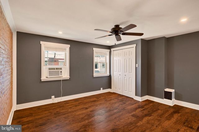 2324 E HAGERT ST, Philadelphia, PA 19125