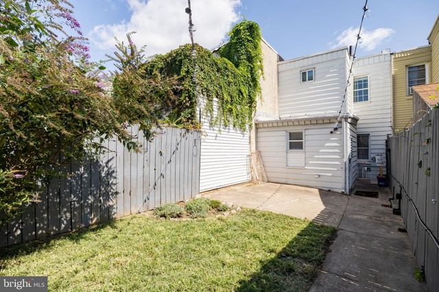 2324 E HAGERT ST, Philadelphia, PA 19125