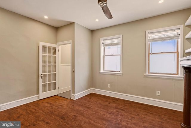 2324 E HAGERT ST, Philadelphia, PA 19125