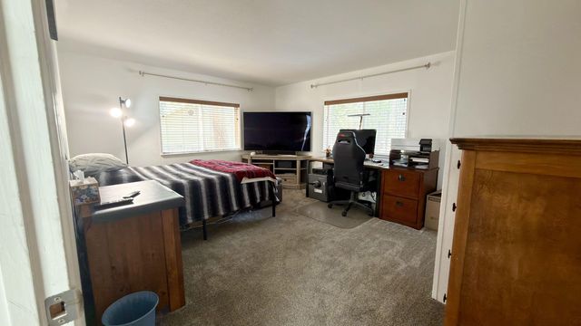 17667 Penny Court, La Pine, OR 97739