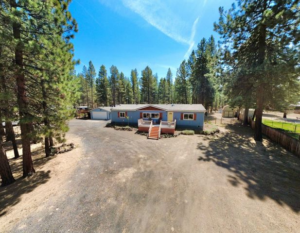 17667 Penny Court, La Pine, OR 97739