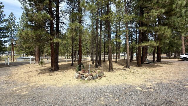 17667 Penny Court, La Pine, OR 97739