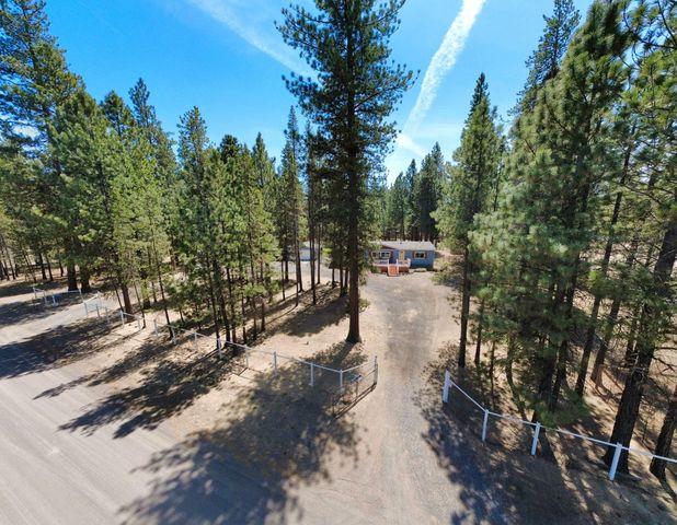 17667 Penny Court, La Pine, OR 97739