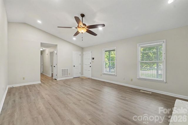 2716 Starnes Road, Charlotte, NC 28214