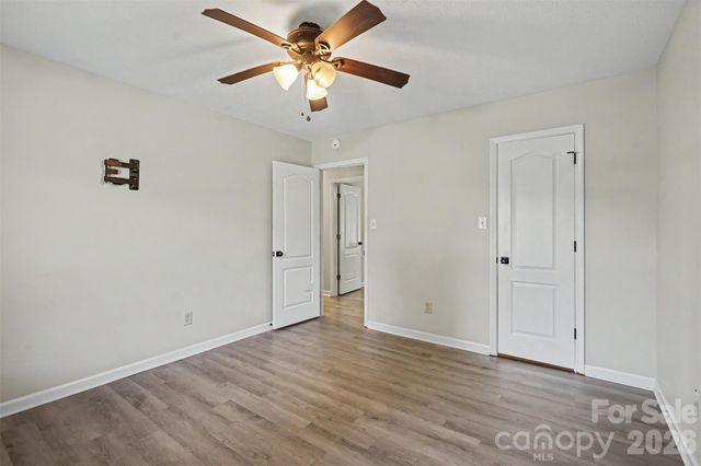2716 Starnes Road, Charlotte, NC 28214