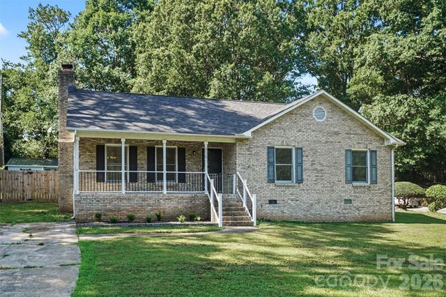 2716 Starnes Road, Charlotte, NC 28214