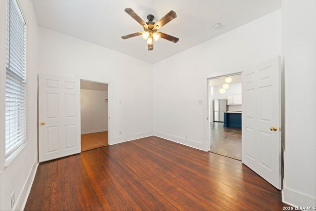 1106 W Summit Ave, San Antonio, TX 78201