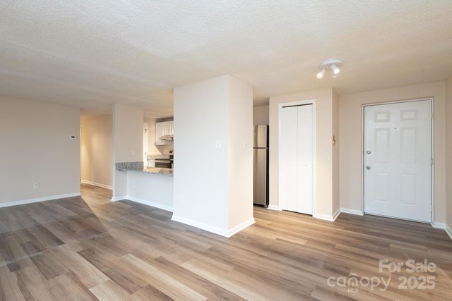 9500 Shannon Green Drive C, Charlotte, NC 28213