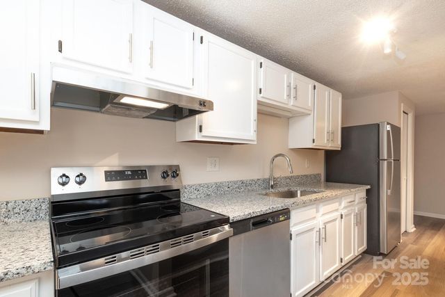 9500 Shannon Green Drive C, Charlotte, NC 28213