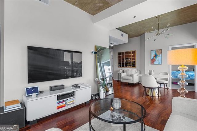 250 Pharr Road NE 310, Atlanta, GA 30305