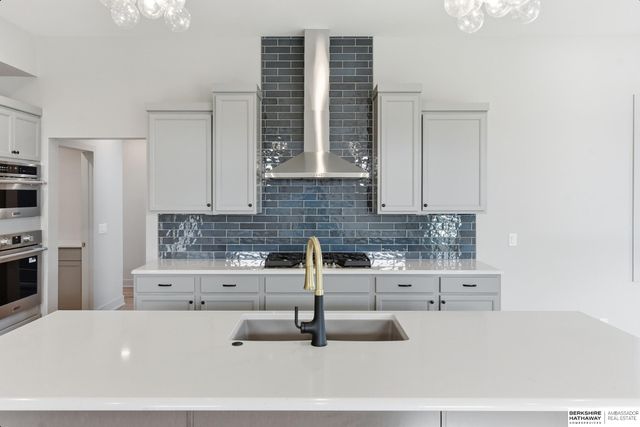 2302 S 176th Court, Omaha, NE 68130