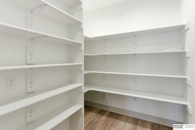 2302 S 176th Court, Omaha, NE 68130