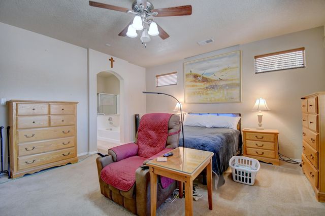 2139 Violeta Circle SE, Rio Rancho, NM 87124