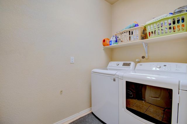 2139 Violeta Circle SE, Rio Rancho, NM 87124