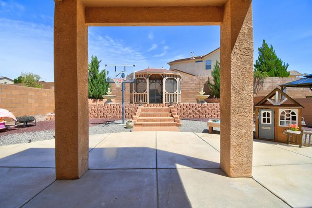 2139 Violeta Circle SE, Rio Rancho, NM 87124