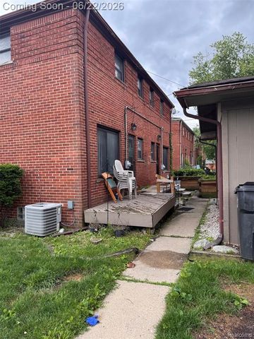 26231-26235 Coolidge Highway, Oak Park, MI 48237