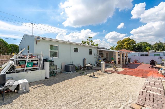 801 OPA LOCKA BLVD, Miami, FL 33168