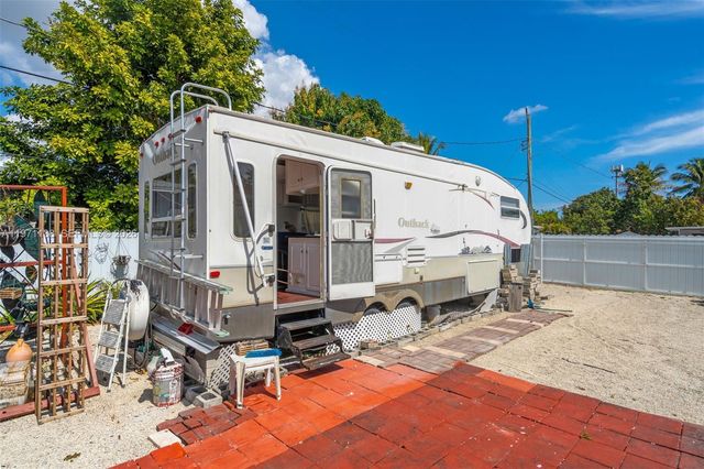 801 OPA LOCKA BLVD, Miami, FL 33168