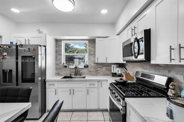 801 OPA LOCKA BLVD, Miami, FL 33168