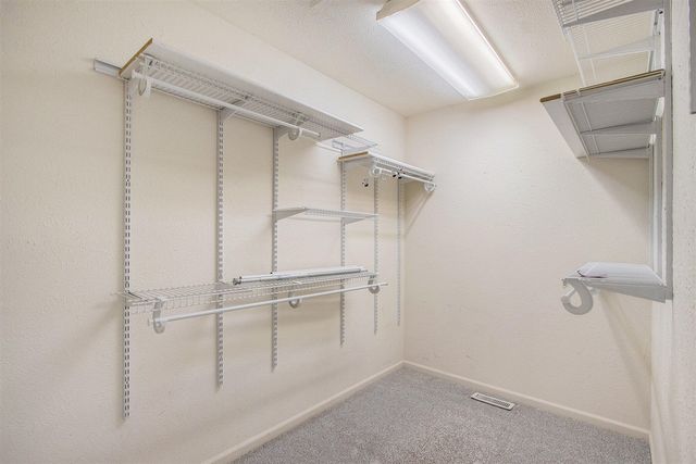 58703 Kristina Circle, Paw Paw, MI 49079