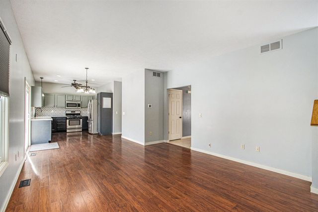 58703 Kristina Circle, Paw Paw, MI 49079