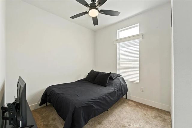2767 W 1st 14, Santa Ana, CA 92703