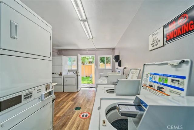 2767 W 1st 14, Santa Ana, CA 92703