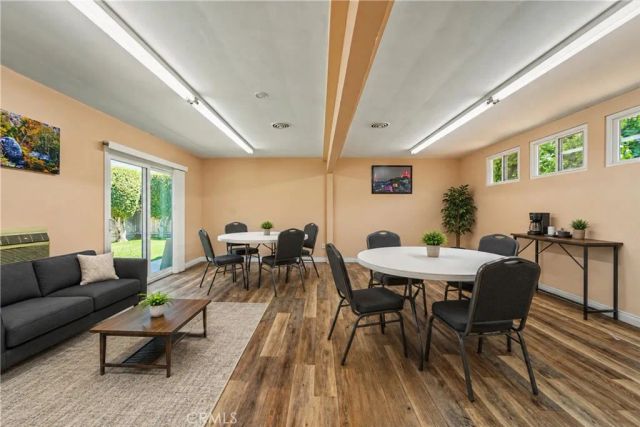 2767 W 1st 14, Santa Ana, CA 92703