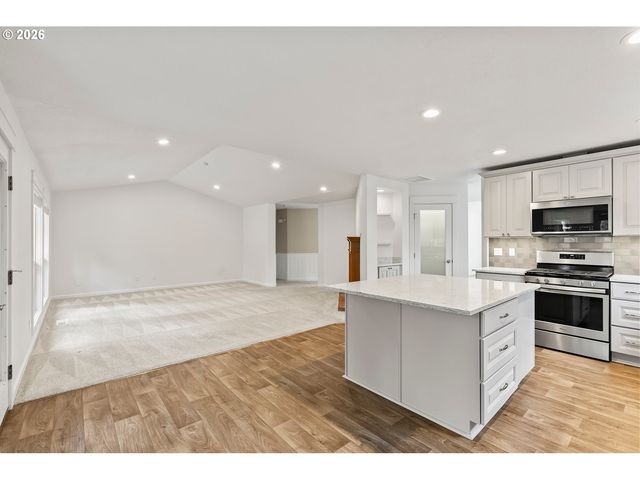 2610 Ne 148TH St, Vancouver, WA 98686