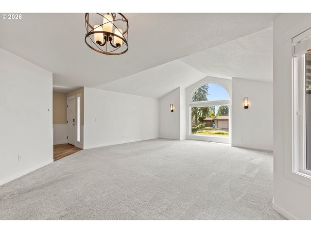 2610 Ne 148TH St, Vancouver, WA 98686