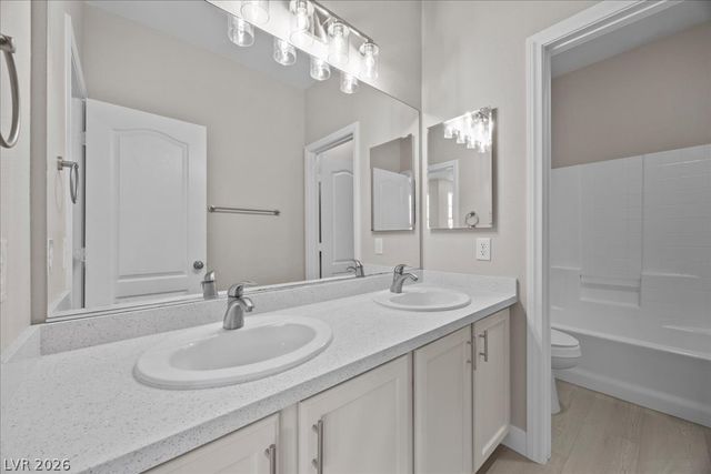 10756 Valencia Hills Street, Las Vegas, NV 89141