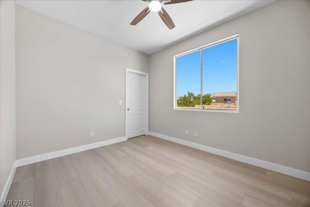 10756 Valencia Hills Street, Las Vegas, NV 89141