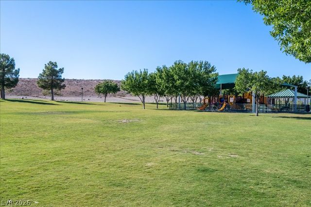 10756 Valencia Hills Street, Las Vegas, NV 89141