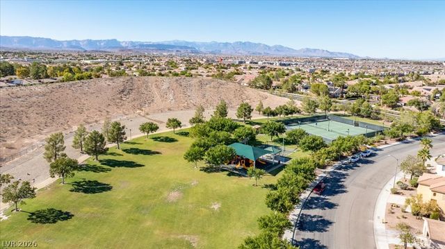 10756 Valencia Hills Street, Las Vegas, NV 89141