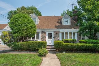 385 E 41St St, Paterson City, NJ 07504