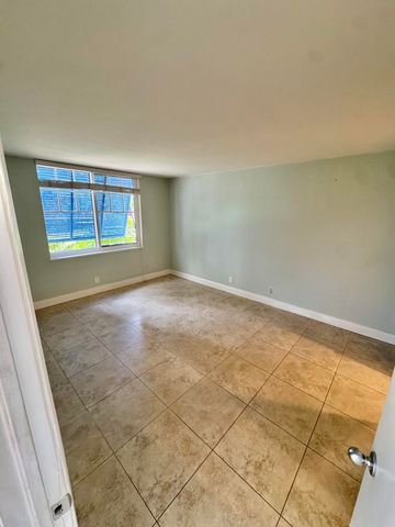 651 E Woolbright Road 103, Boynton Beach, FL 33435