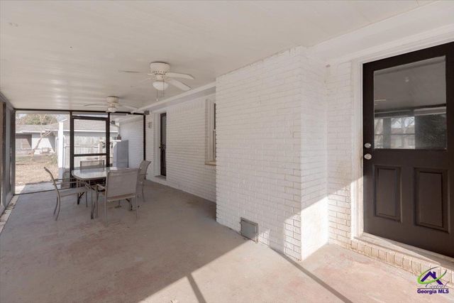 101 South Oaks Lane, Warner Robins, GA 31088