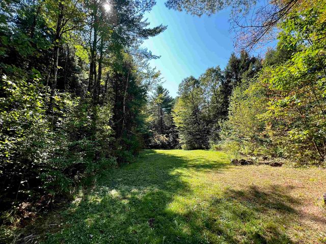 10 Castle Lane, Westford, VT 05494