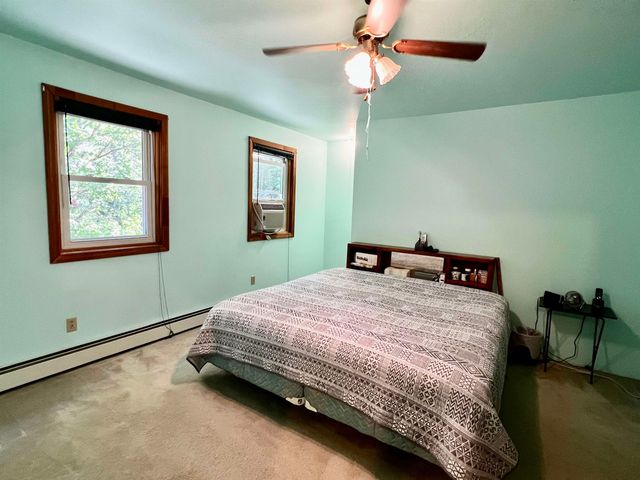 10 Castle Lane, Westford, VT 05494