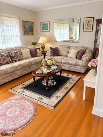 8 Marshall St, West Orange Twp., NJ 07052